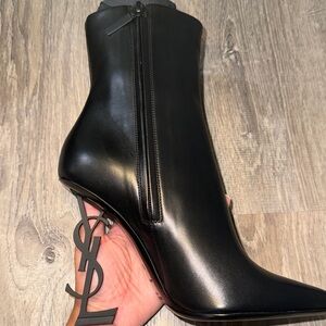 Saint Laurent Opyum Leather Booties Never Worn With Receipt